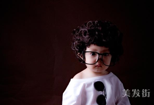 欲哭无泪的爆炸头,霸气的小女孩发型!