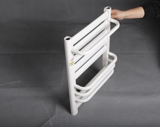 卫生间小背篓怎么放水