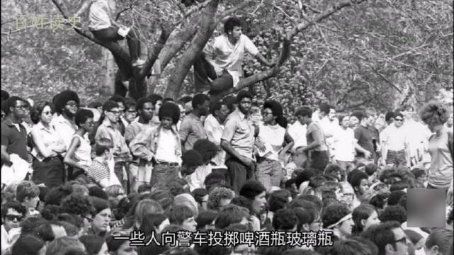美国肯特州立大学枪击事件是1970年5月4日发生在美国俄亥俄州肯特州立