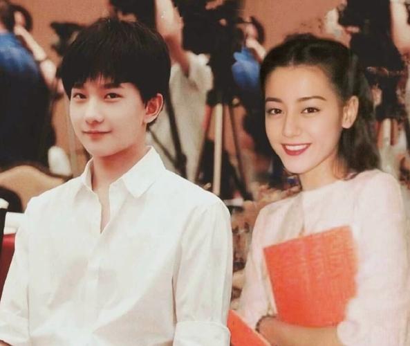 杨洋迪丽热巴荣耀夫妇