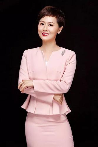 海南广电十佳主持人投票开始啦!快来动动手指为《直播