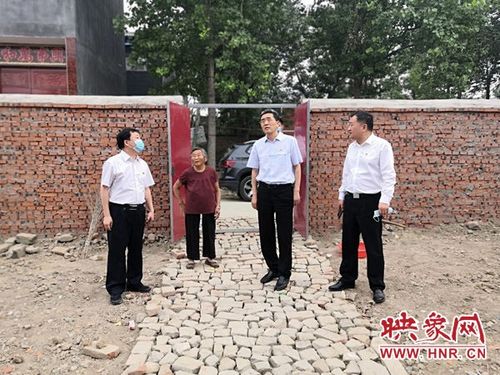 平舆县委书记张怀德到射桥镇西关村调研指导脱贫攻坚工作