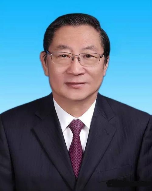 1963年9月出生,内蒙古 a target="_blank" href="/item/赤峰/175743"