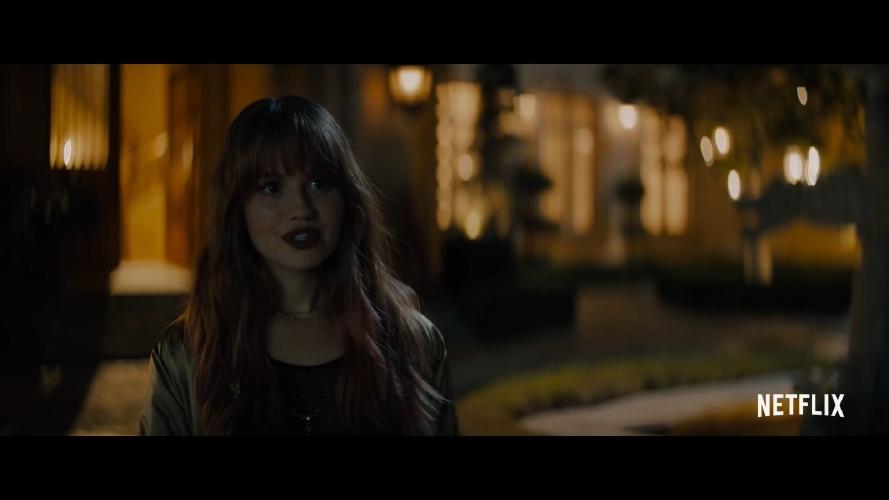 网飞新片性感美女竟是吸血鬼暗夜獠牙新预告宣传片