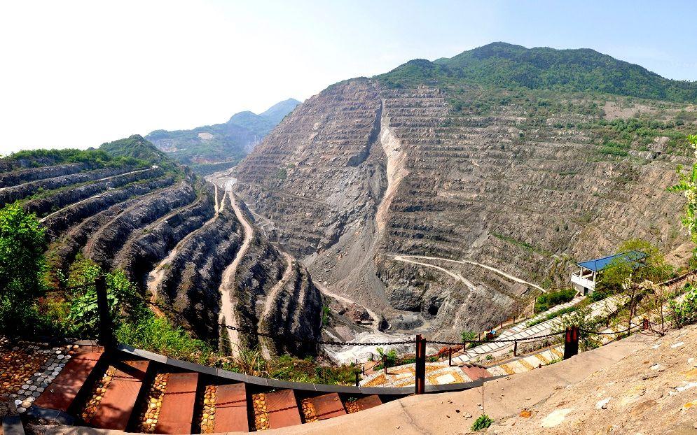 湖北黄石废石场种百万株刺槐成为亚洲最大硬岩复垦基地