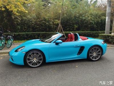 保时捷718敞篷版20t