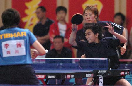 图文-十运会乒球女双预赛结束 贾贝贝/曹丽思晋级