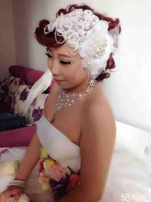 承接新娘妆,摄像录像等