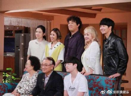 搞笑一家人主演重拍全家福#韩国mbc《搞笑一家人》演员重聚纪录片中