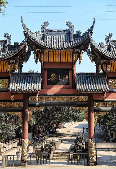 什么这条路修好了泸州到方山只要10多分钟通车时间是