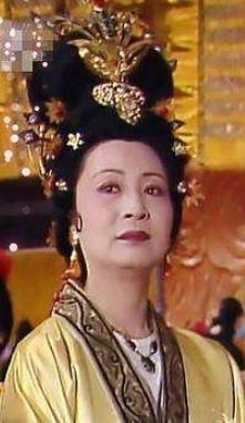 严敏求也不负重望,凭借这一角色获得大家的认可,变得小有名气.