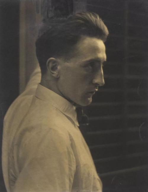 " 在马塞尔·杜尚( marcel duchamp )的字典里,"艺术"二字并不重要.