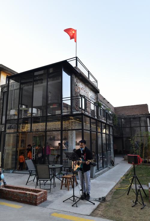 旧瓶装新酒——紫泥堂创意园