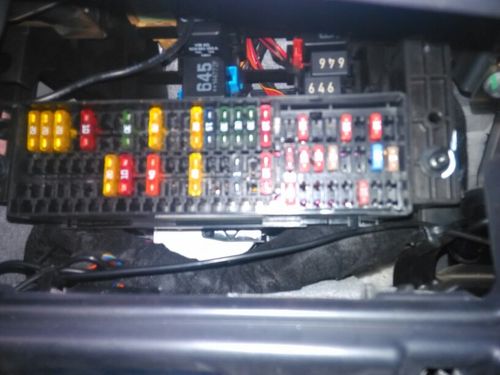 2015款速腾1.6点烟器保险和acc保险是哪个