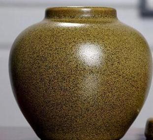 茶叶末釉瓷器的收藏