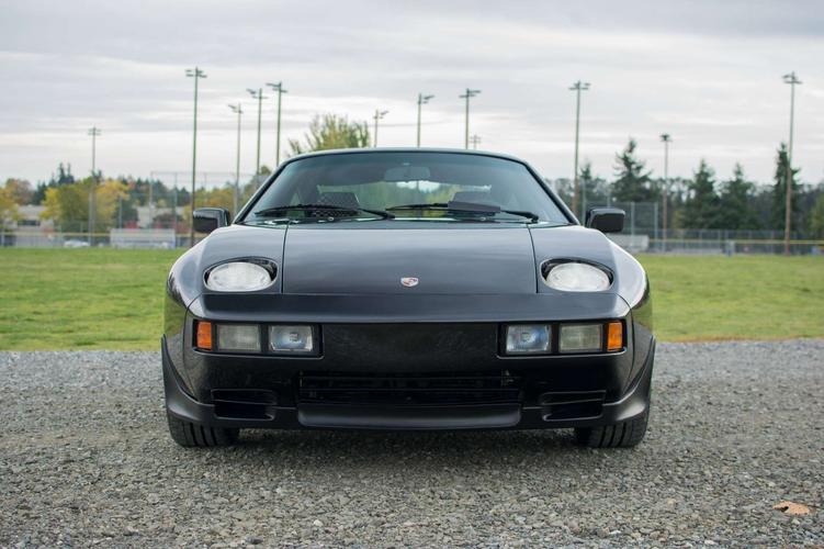 euro 1984 porsche 928s 5-speed
