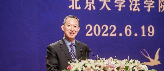 毕业季教师代表致辞何其生法治是处理对外关系的根基