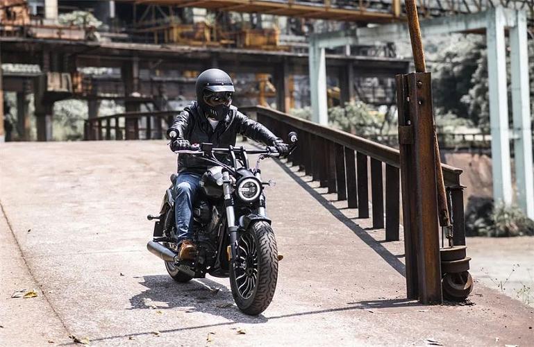 摩托车企商业乱战qj闪300发布次日奔达灰石火速上线