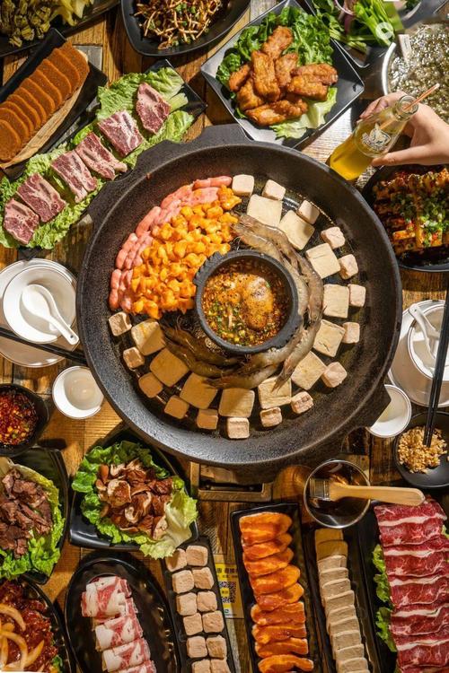 它曾出现在李子柒视频里,馋哭80万名网友,深圳也有啦! 贵州烙锅普