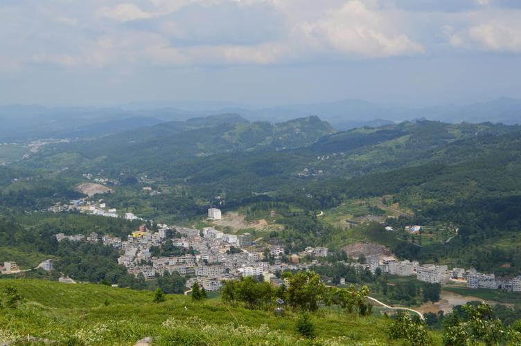 长坝苗族土家族乡