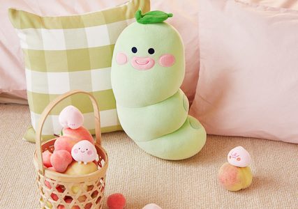 kakao friends,kakaofriends桌面壁纸 PeachFiv组合闪亮登场!集可爱、搞怪、神秘于一身的桃桃天团