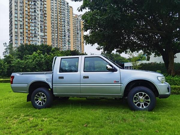 经典新升庆铃五十铃t17皮卡2021新款上市